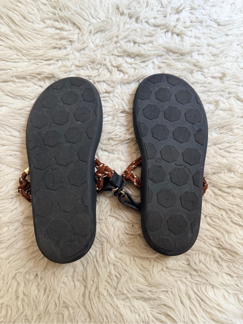 Flowze Flo Rope Sandals - Picture 3 of 9
